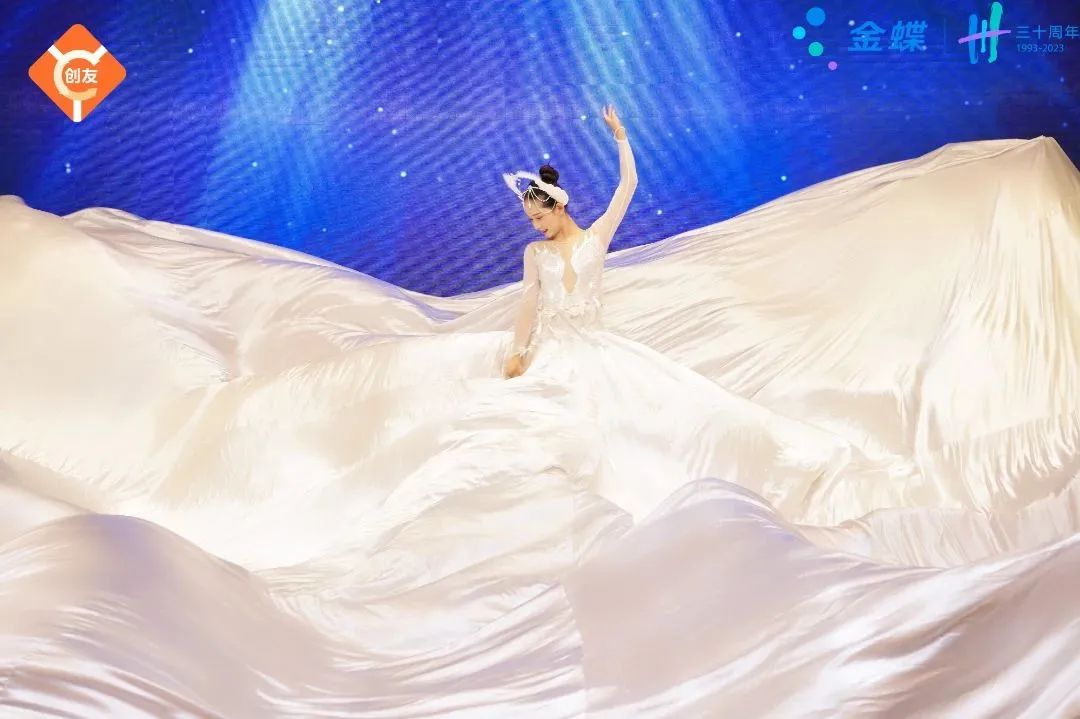 2a75d50eb59bccdfffd1786075de3a70.jpg 2a75d50eb59bccdfffd1786075de3a70.jpg